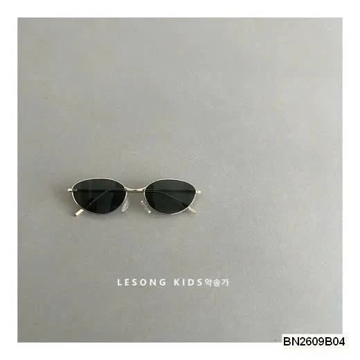 KÍNH RÂM THỜI TRANG MẮT BẦU DỤC