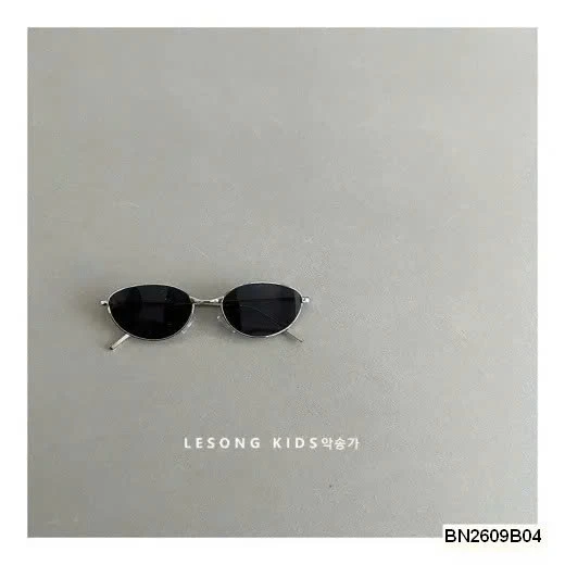 KÍNH RÂM THỜI TRANG MẮT BẦU DỤC