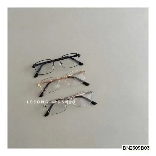 KÍNH RÂM THỜI TRANG CHO BÉ