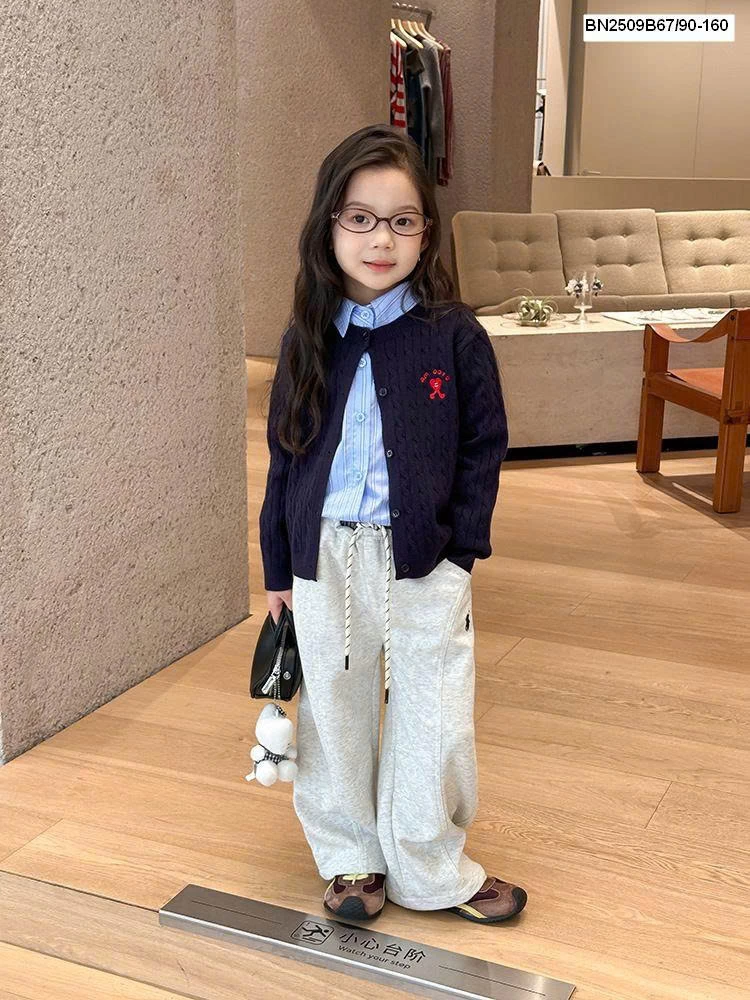 Áo cadigan len nhà Ambb  25G096