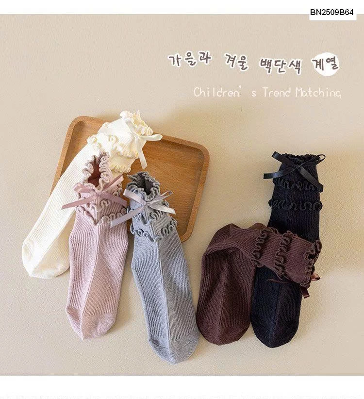 Tất bèo nơ công chúa cho bé gái