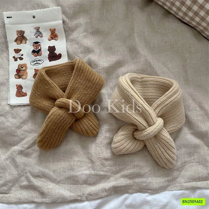 KHĂN LEN QUÀNG CỔ VINTAGE