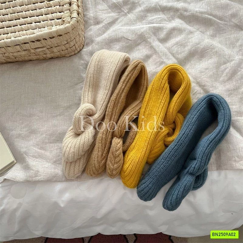 KHĂN LEN QUÀNG CỔ VINTAGE