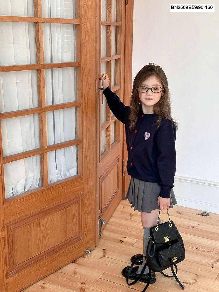 ÁO CARDIGAN TRÁI TIM AMBB 25G101