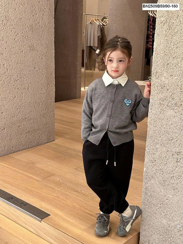 ÁO CARDIGAN TRÁI TIM AMBB 25G101