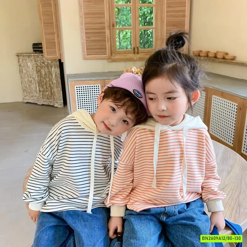 HOODIE KẺ PHỐI MÀU MŨ