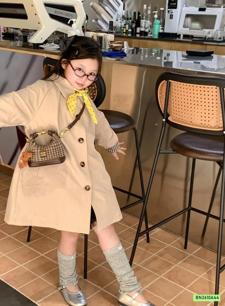 TÚI XÁCH KÈM MÓC GẤU NÂU