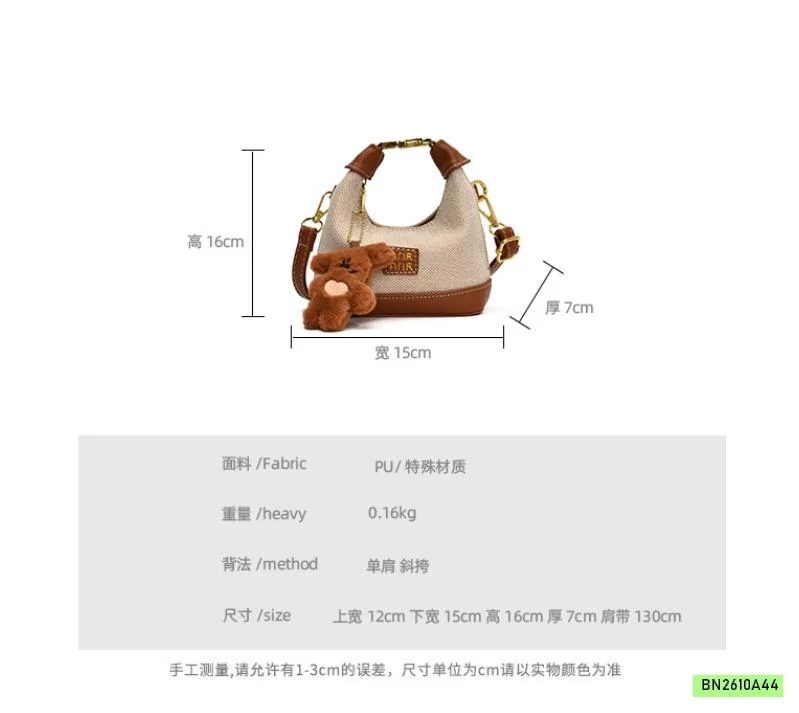 TÚI XÁCH KÈM MÓC GẤU NÂU