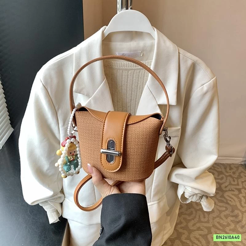 GIỎ XÁCH DẠ TSWEET KÈM MÓC