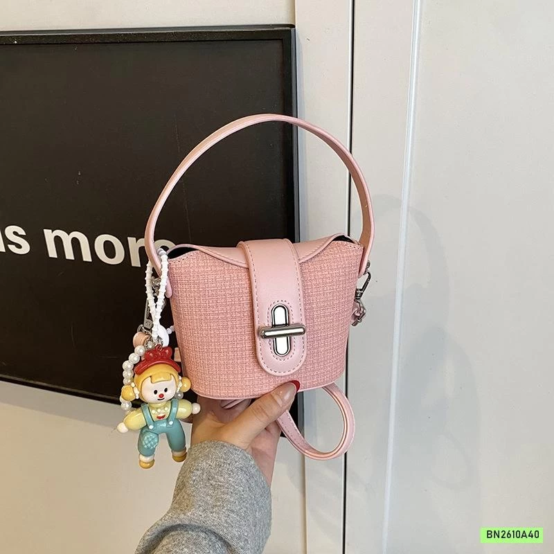 GIỎ XÁCH DẠ TSWEET KÈM MÓC