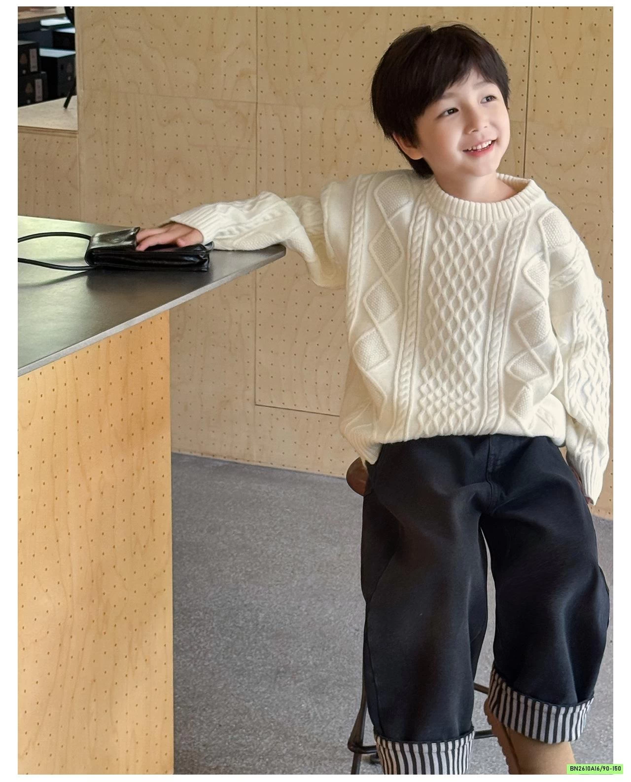 ÁO LEN VẶN THỪNG CỔ CON AOAOKIDS