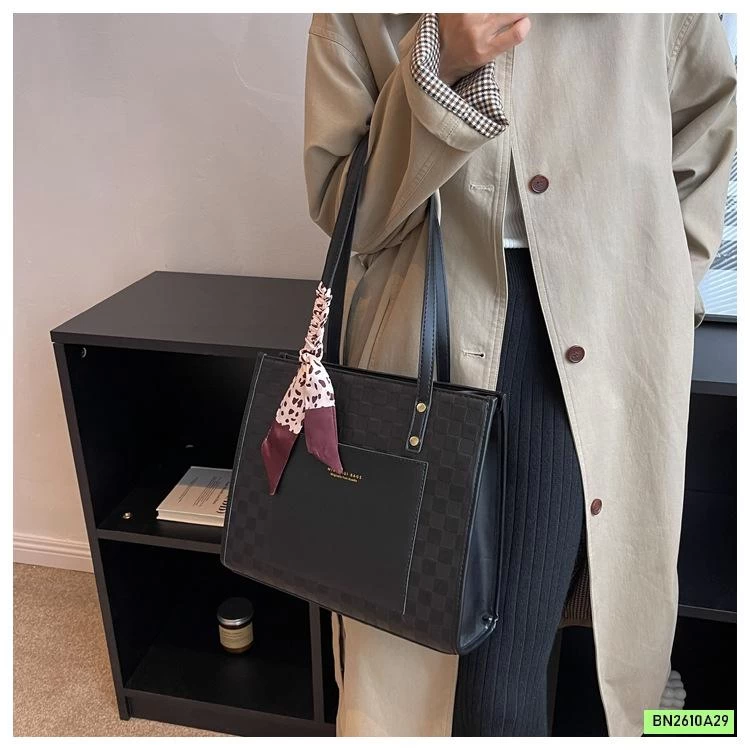 TÚI ĐEO CHÉO TOTE OVERSIZE PHỐI MÀU