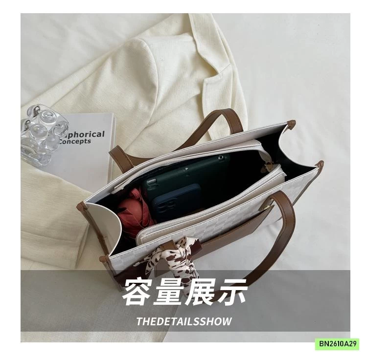 TÚI ĐEO CHÉO TOTE OVERSIZE PHỐI MÀU