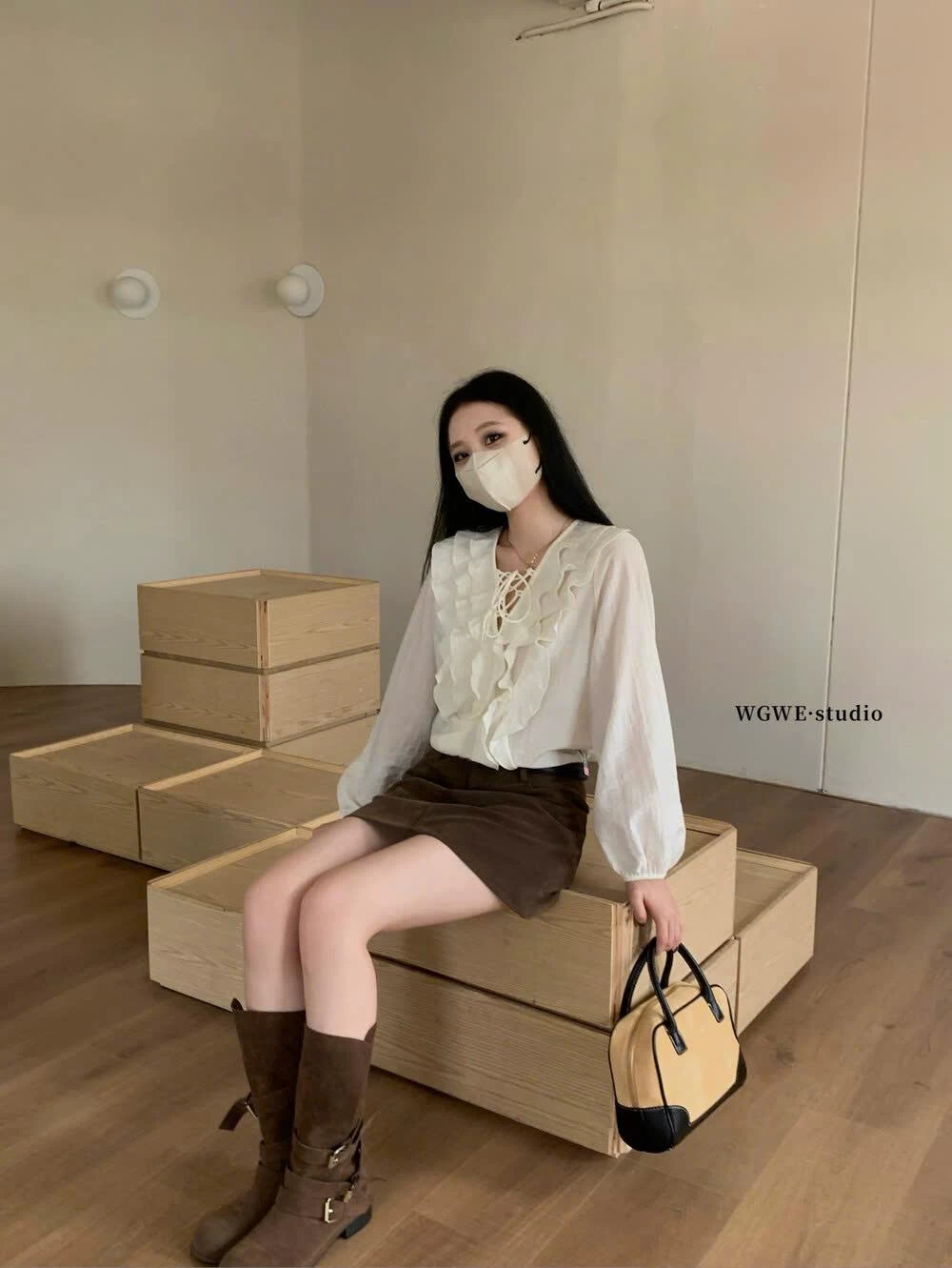 SƠ MI BÈO NHÚN CỔ WGWE7552