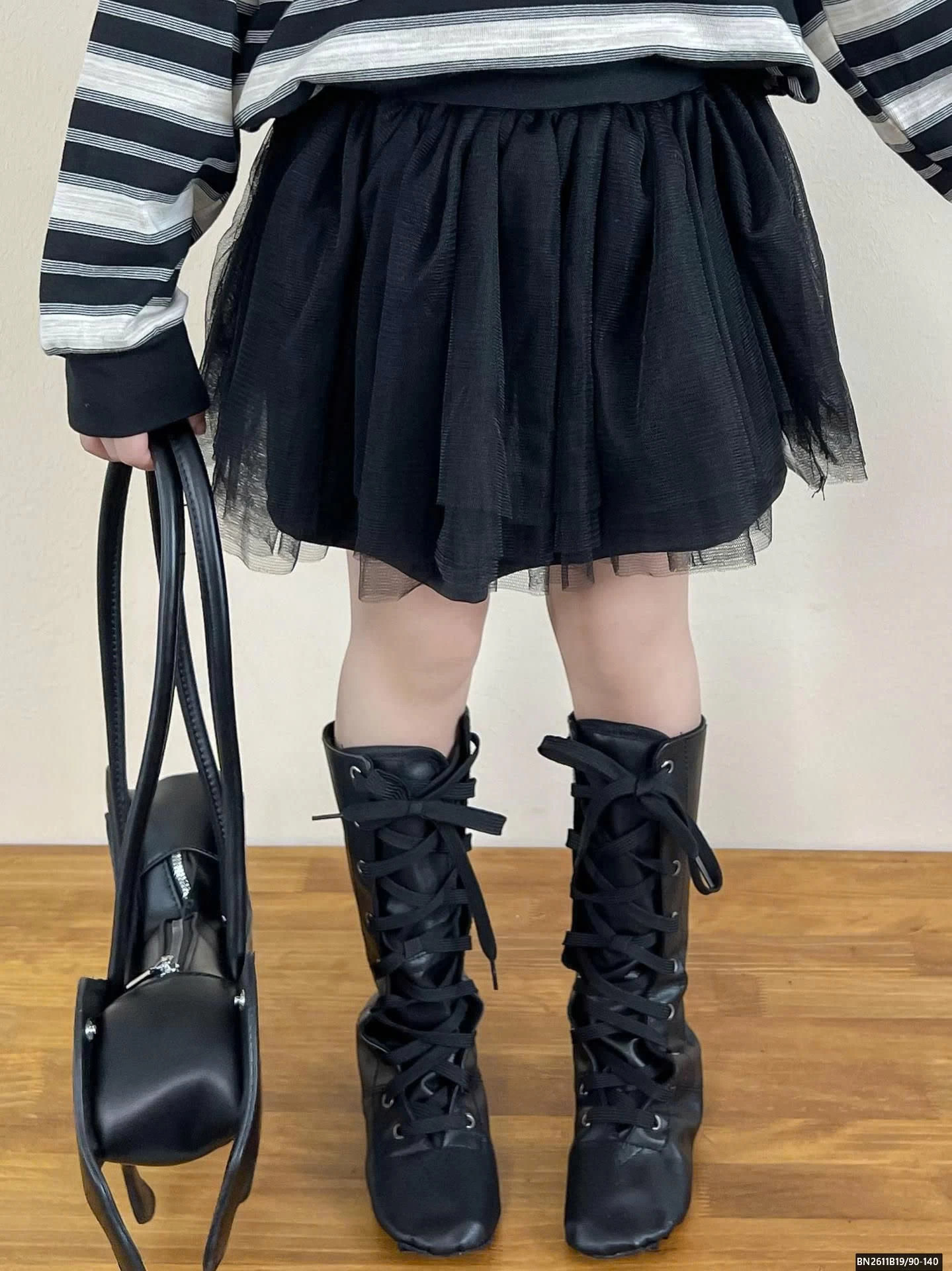 ÁO THUN KẺ POLO MIX CHÂN VÁY TUTU ĐEN