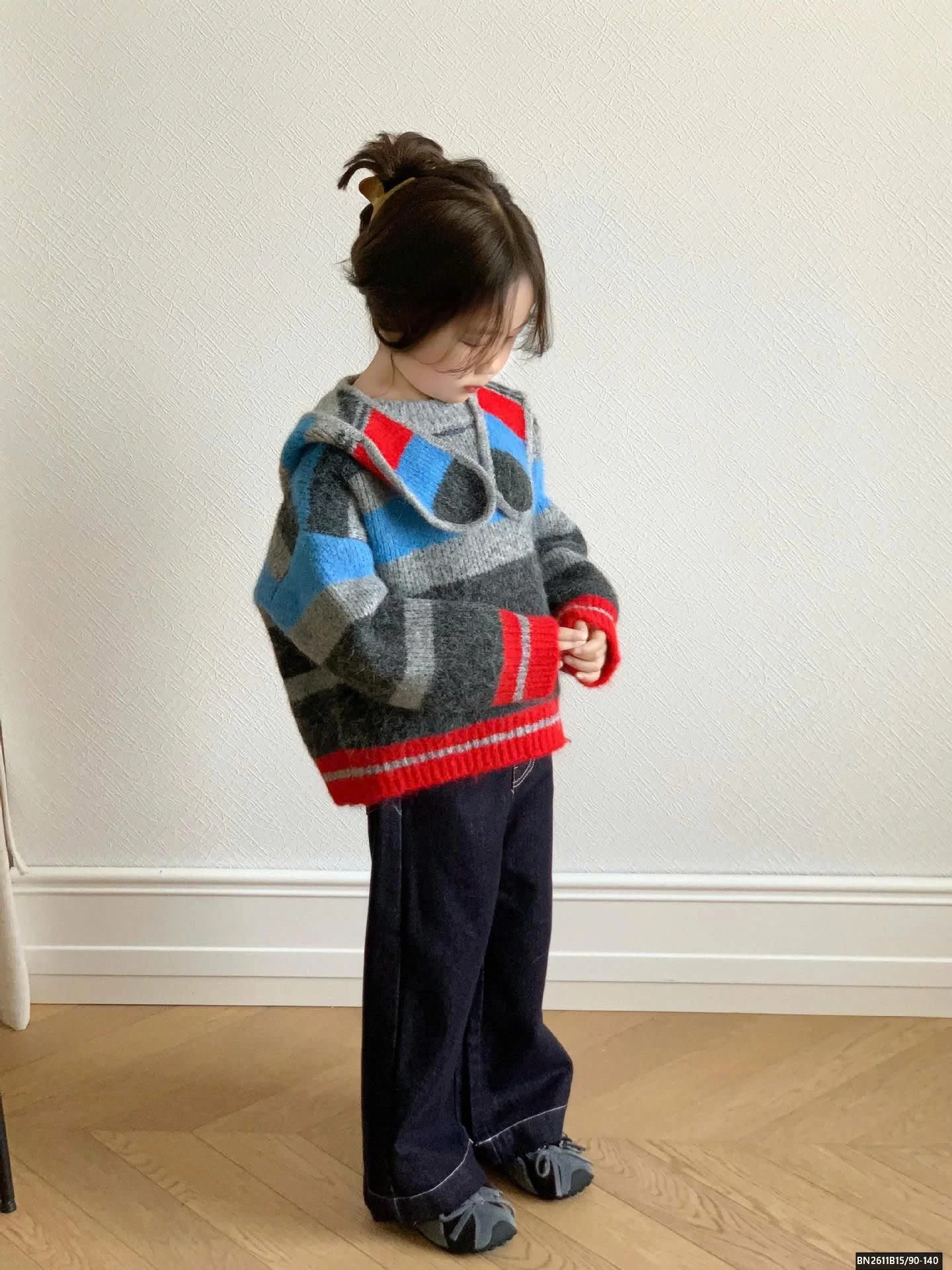 ÁO LEN SẮC MÀU LIỀN MŨ