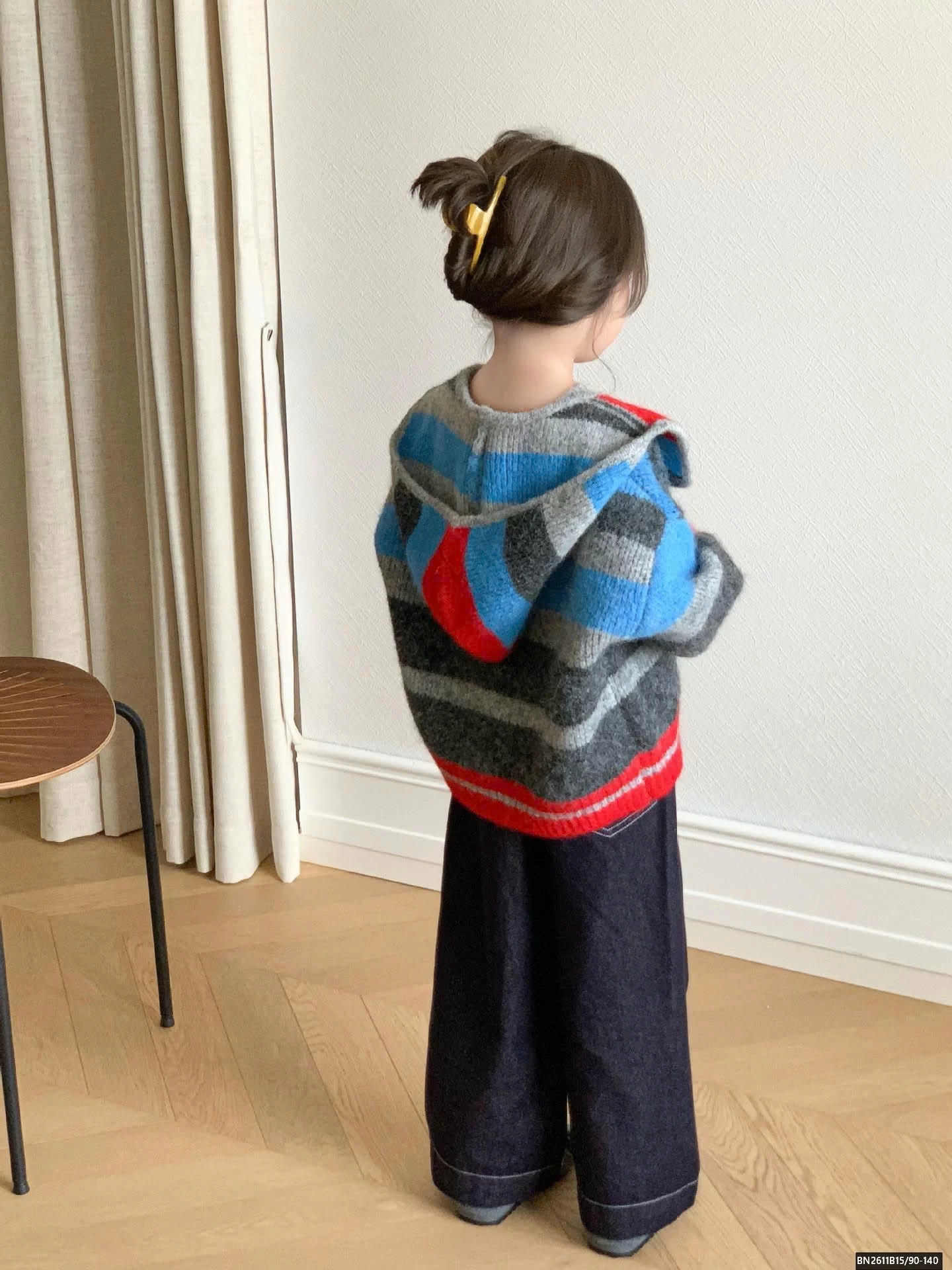 ÁO LEN SẮC MÀU LIỀN MŨ