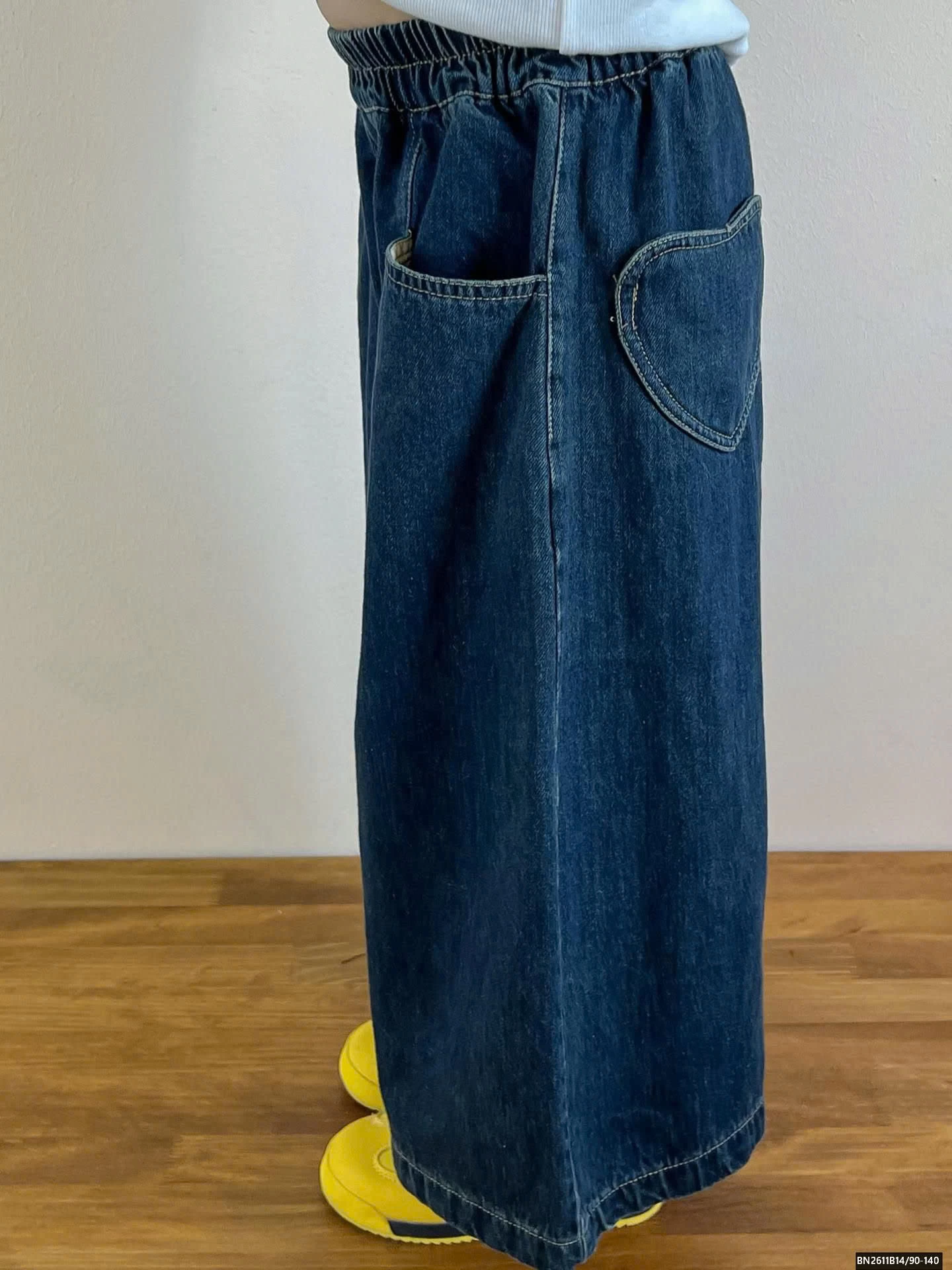 ÁO THUN THỎ MIX QUẦN JEAN TRÁI TIM