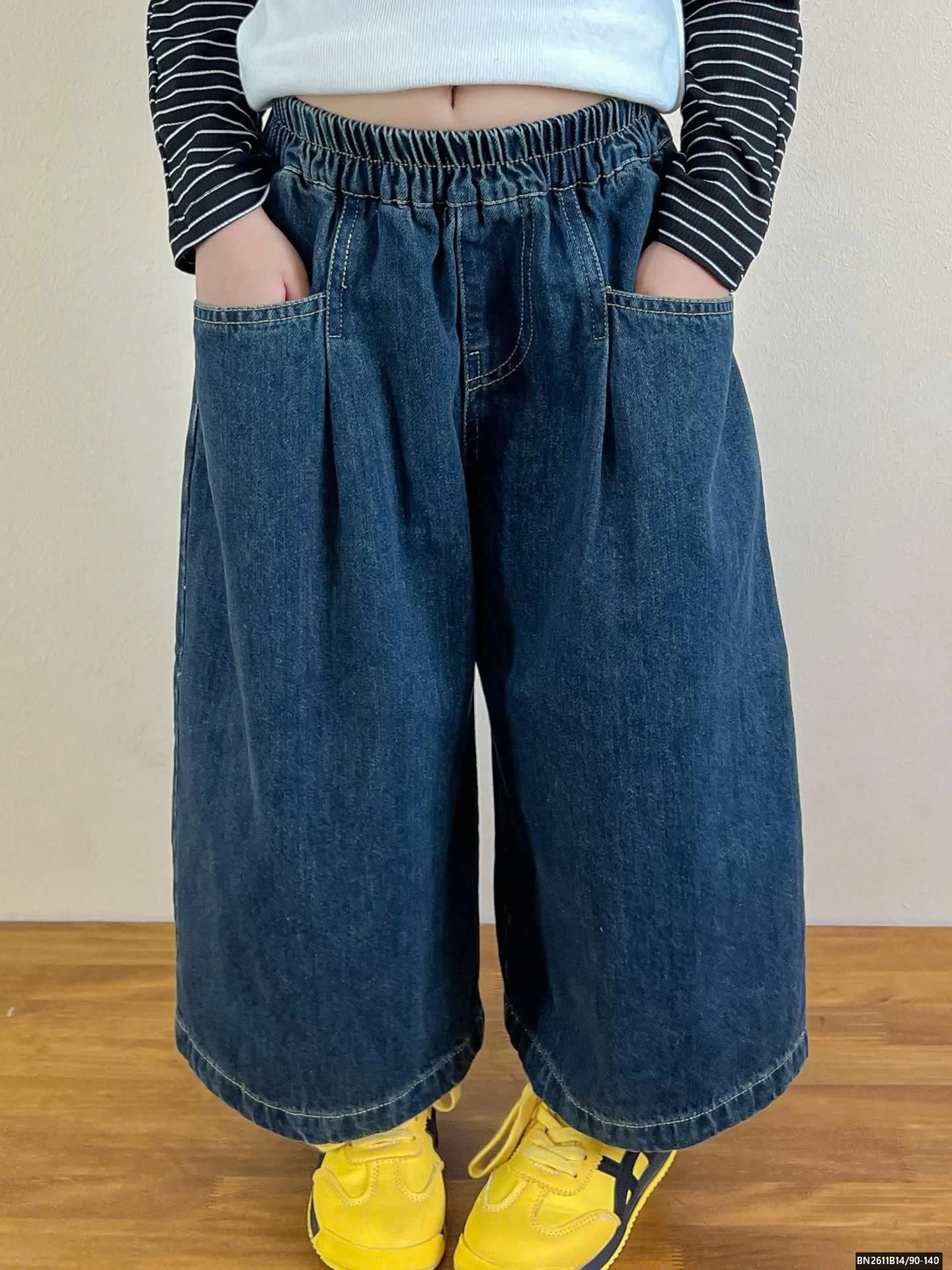 ÁO THUN THỎ MIX QUẦN JEAN TRÁI TIM