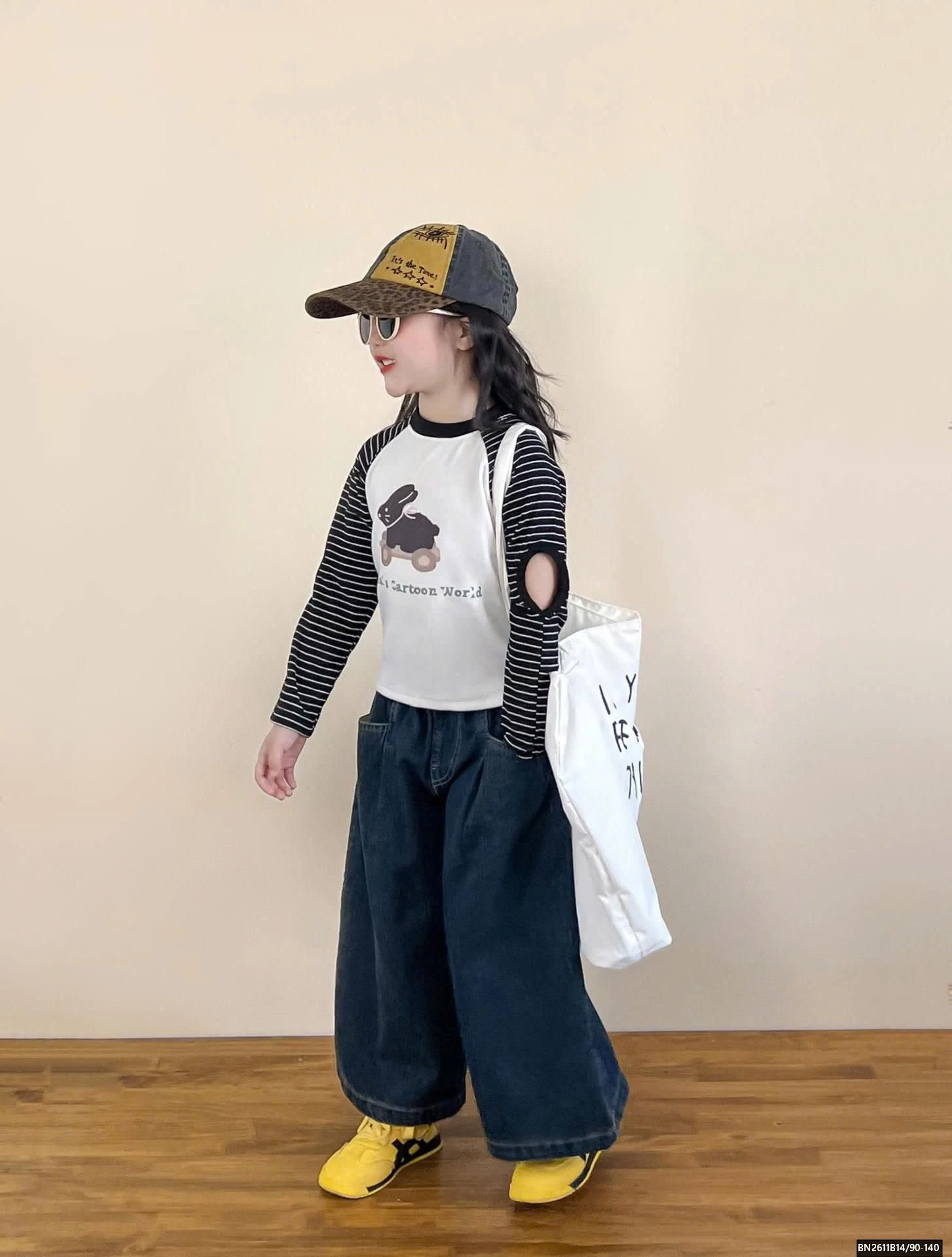 ÁO THUN THỎ MIX QUẦN JEAN TRÁI TIM