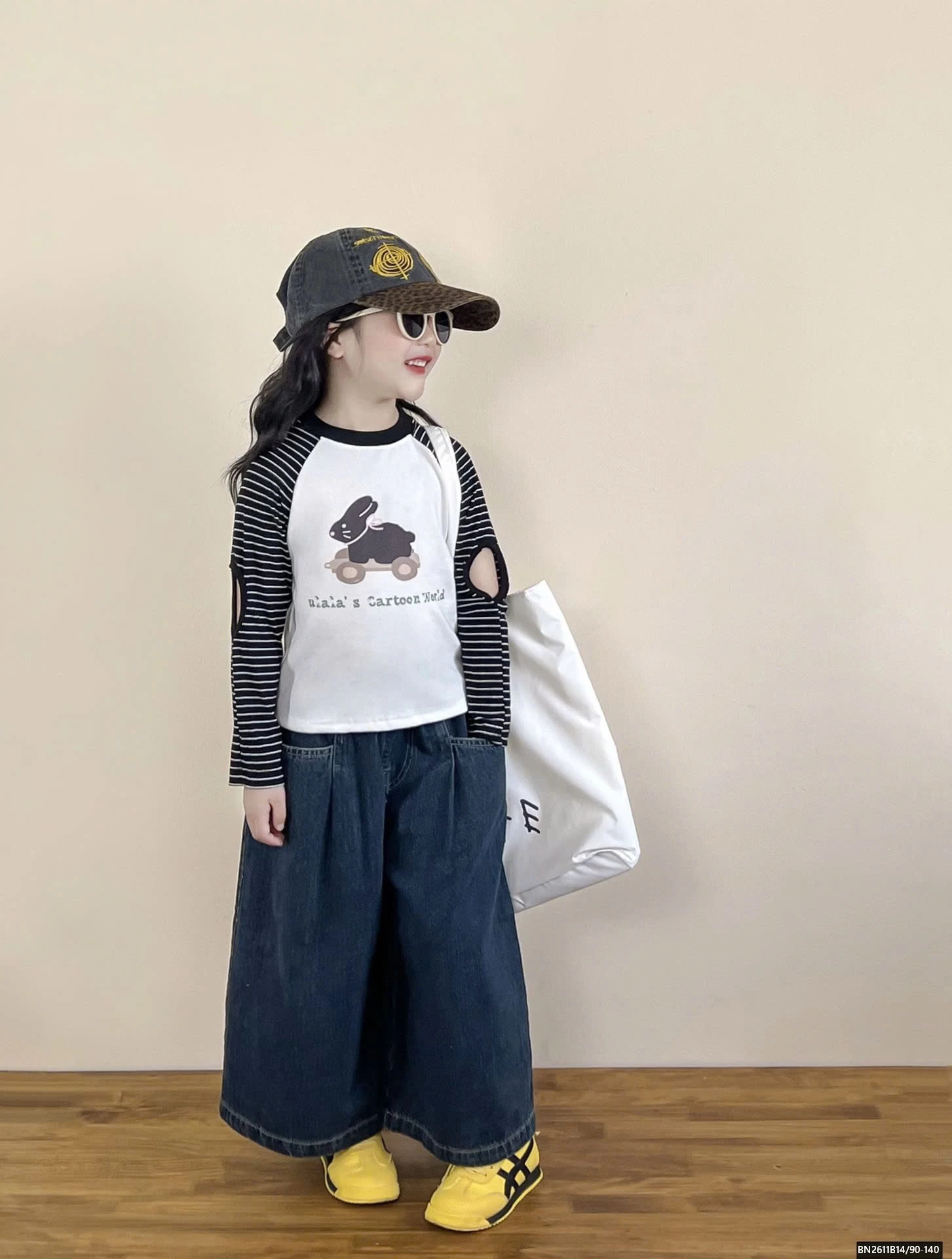 ÁO THUN THỎ MIX QUẦN JEAN TRÁI TIM