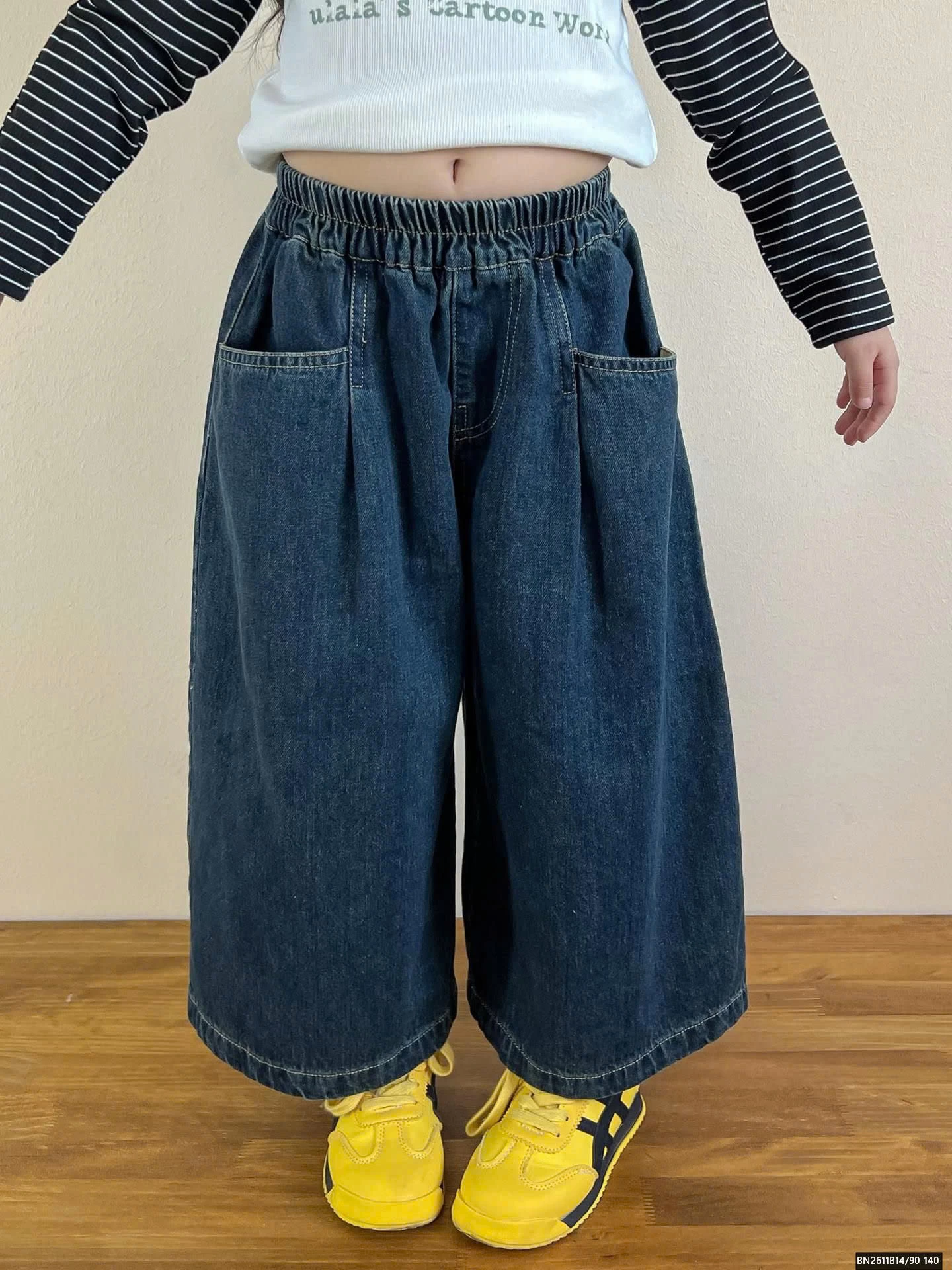 ÁO THUN THỎ MIX QUẦN JEAN TRÁI TIM