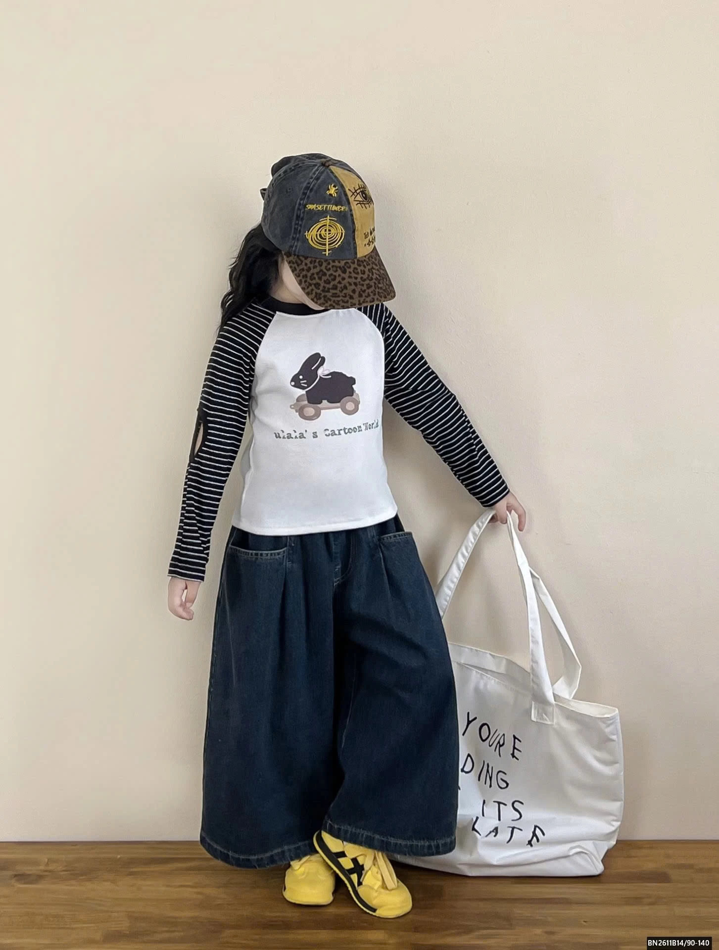 ÁO THUN THỎ MIX QUẦN JEAN TRÁI TIM