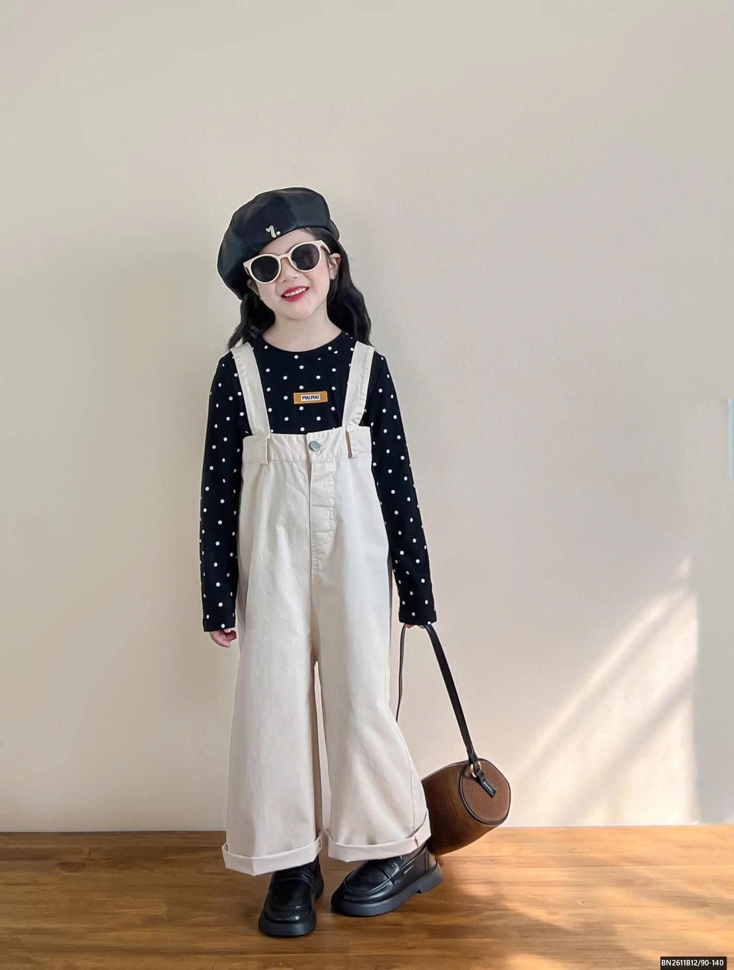 QUẦN YẾM DÀI MIX ÁO THUN ĐEN CHẤM BI