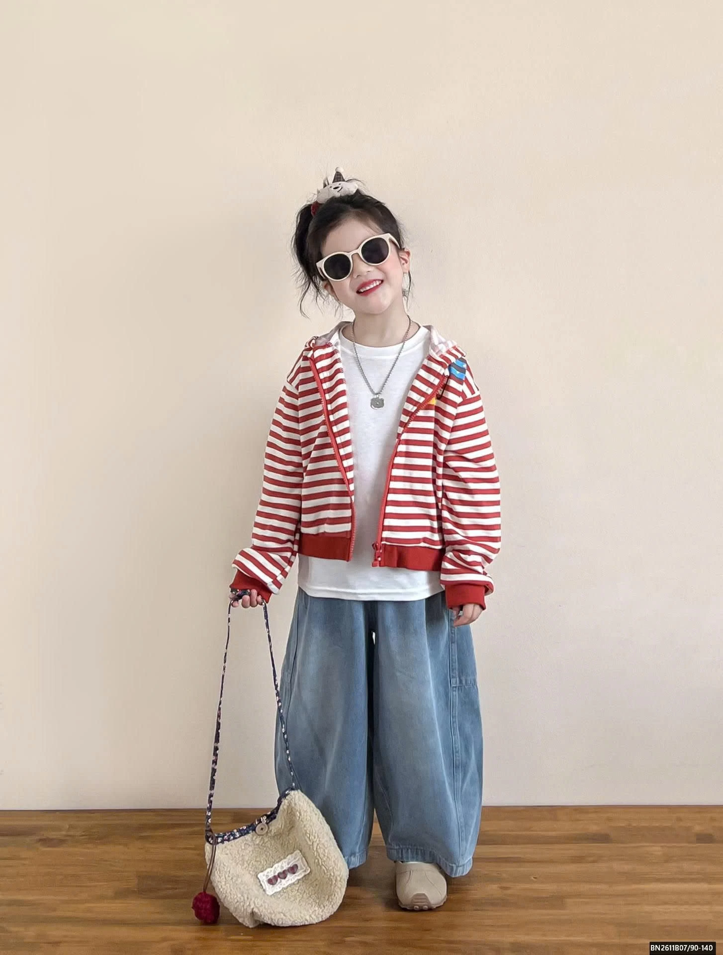 SÉT ÁO KHOÁC KẺ MŨ SỪNG 3 CHI TIẾT