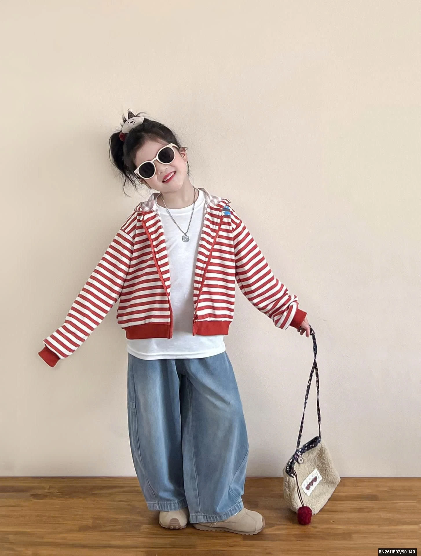 SÉT ÁO KHOÁC KẺ MŨ SỪNG 3 CHI TIẾT