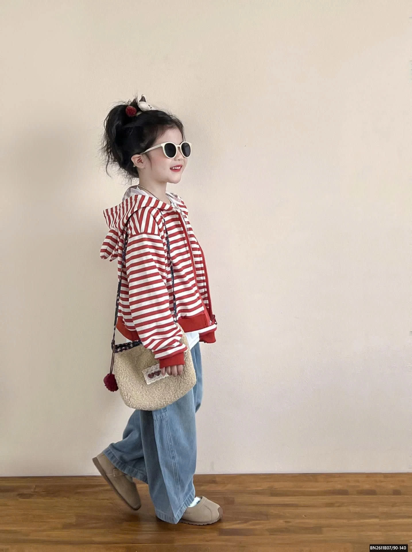 SÉT ÁO KHOÁC KẺ MŨ SỪNG 3 CHI TIẾT