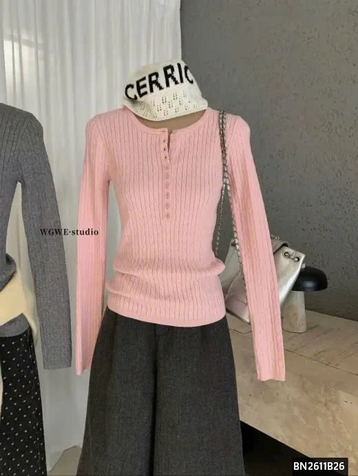 ÁO LEN GÂN CỔ KHUY WGWE