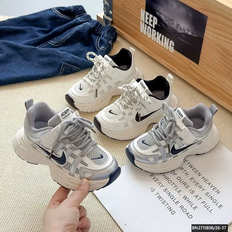 GIÀY THỂ THAO LƯỚI NAI KÌ