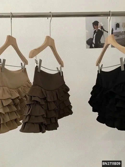 CHÂN VÁY XẾP NHIỀU TẦNG