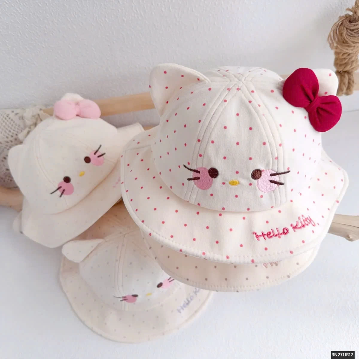 MŨ CHẤM BI KITTY CHO BÉ