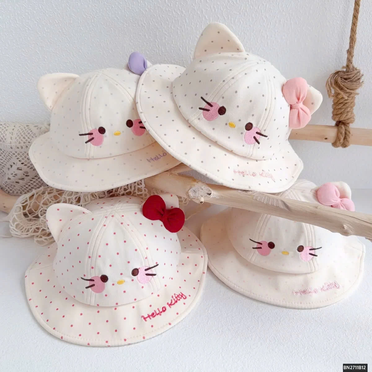 MŨ CHẤM BI KITTY CHO BÉ