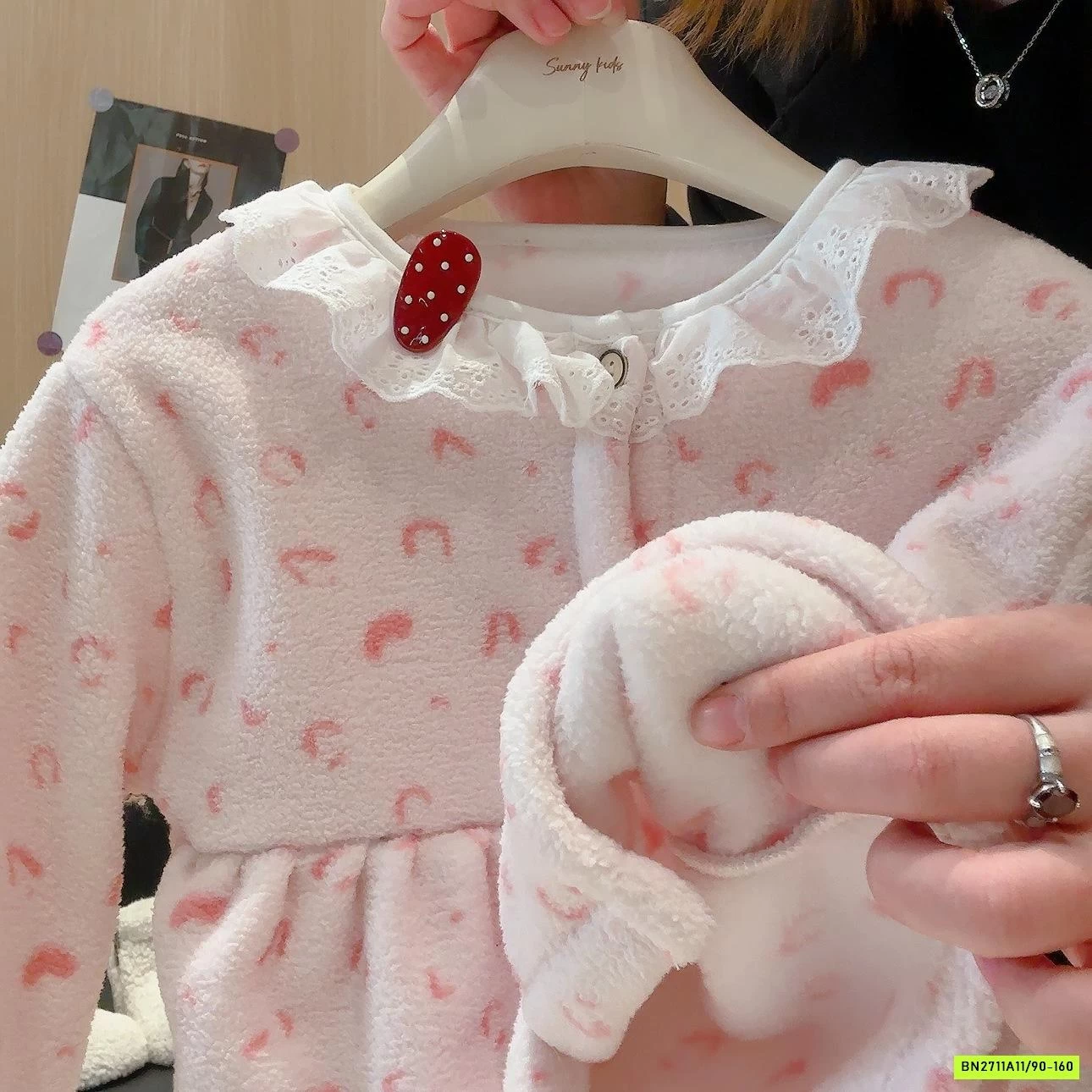 BỘ LÔNG CỪU CỔ PHỐI REN