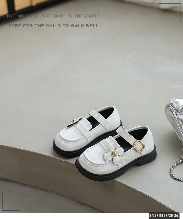 GIÀY MOCA HOA 4 CÁNH DA BÓNG