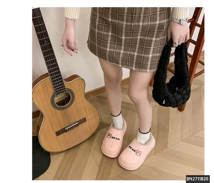 SỤC NHỰA LÓT LÔNG GẤU BEAR