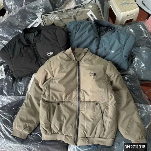 Áo khoác phao bông Jeep