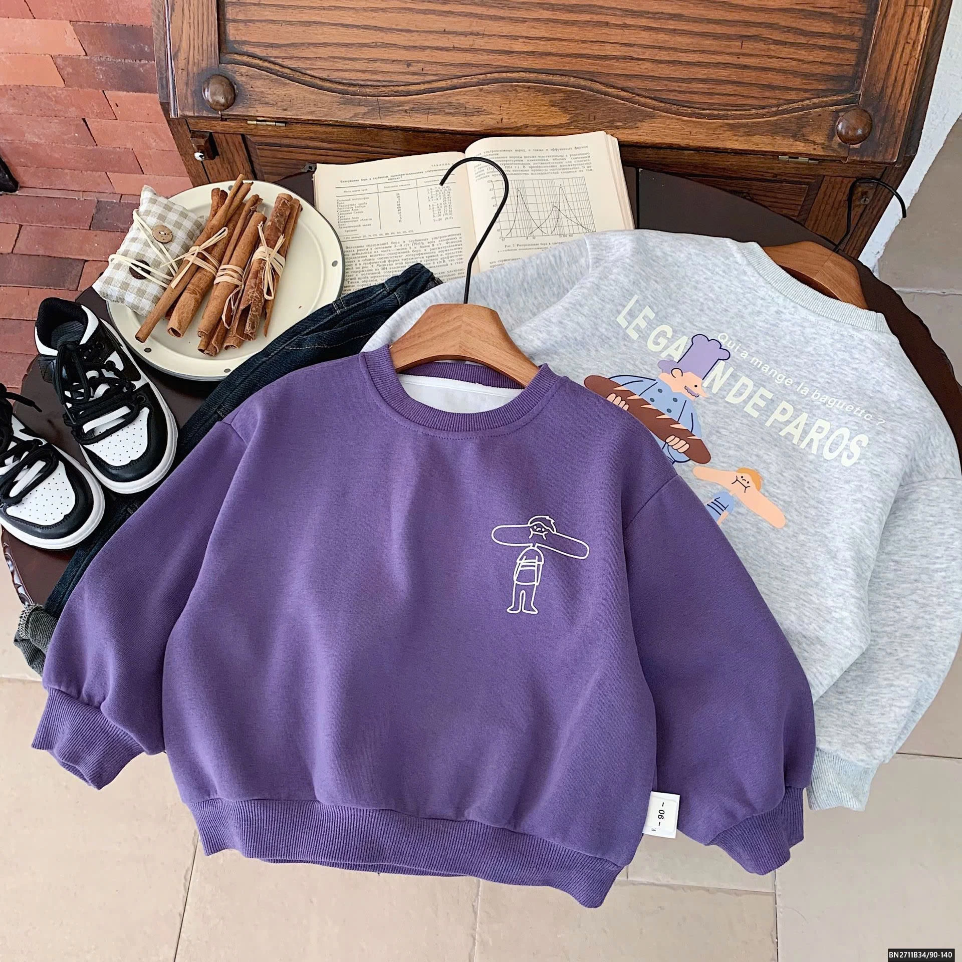 ÁO NỈ HOẠT HÌNH CỔ TRÒN