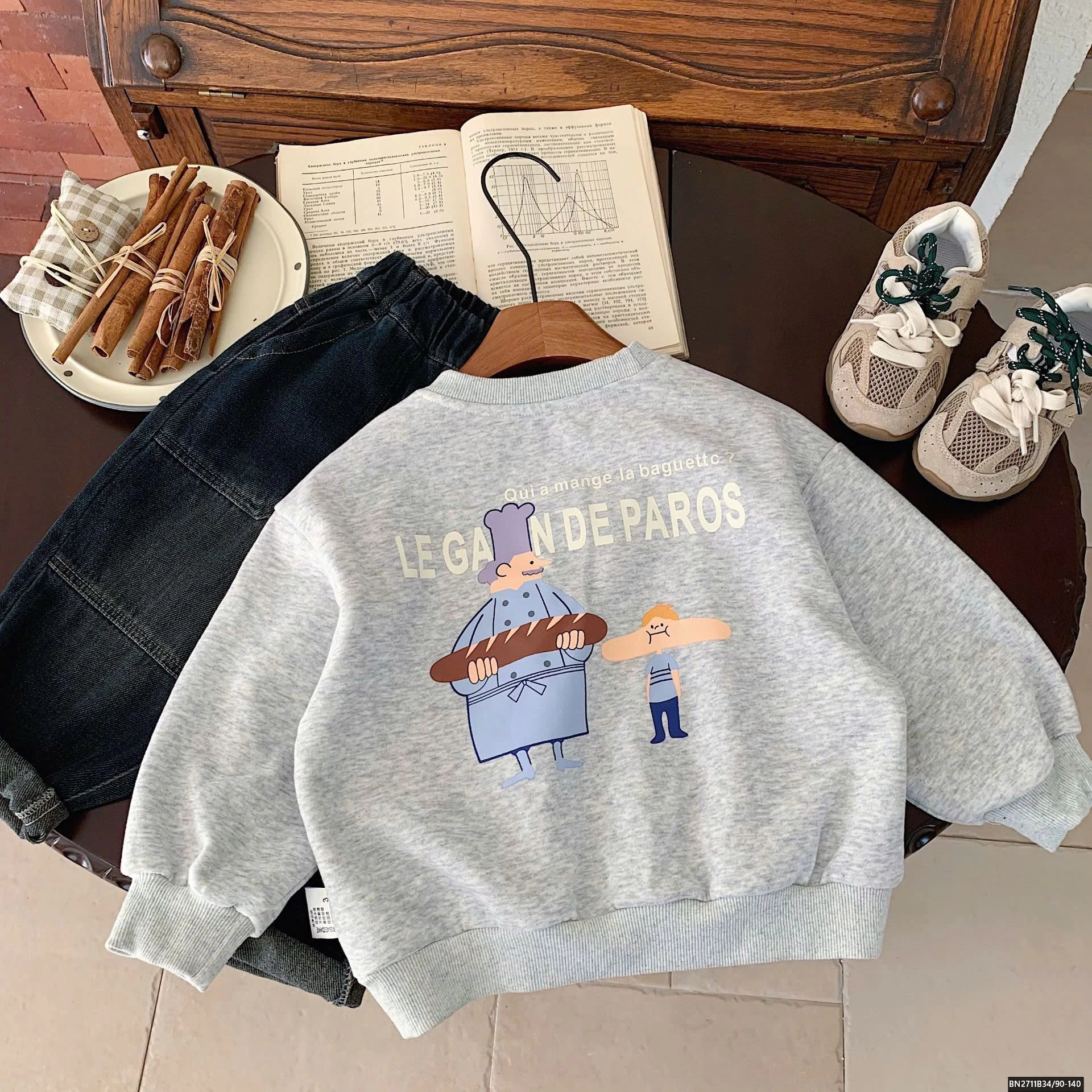 ÁO NỈ HOẠT HÌNH CỔ TRÒN