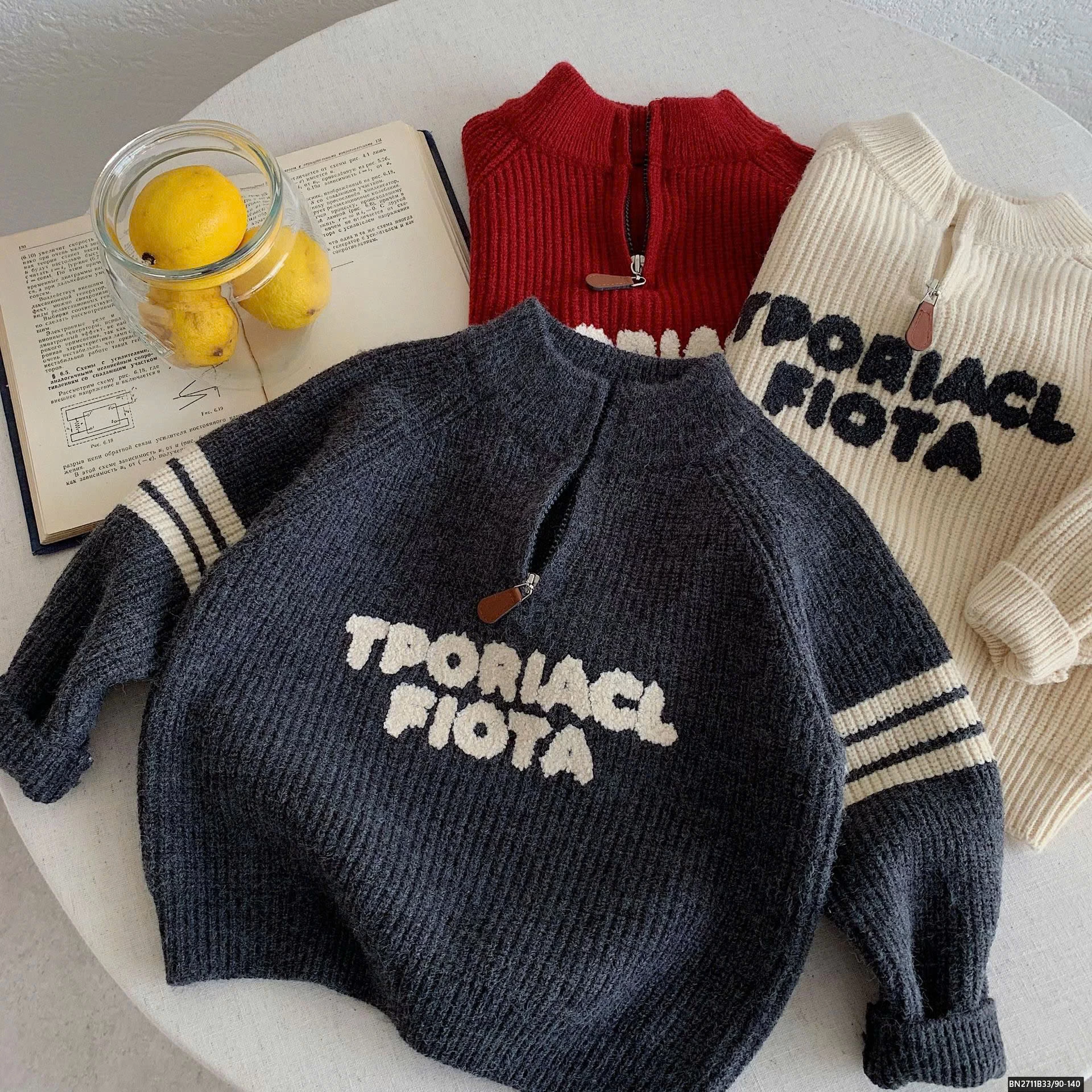 ÁO LEN CHỮ KHÓA KÉO