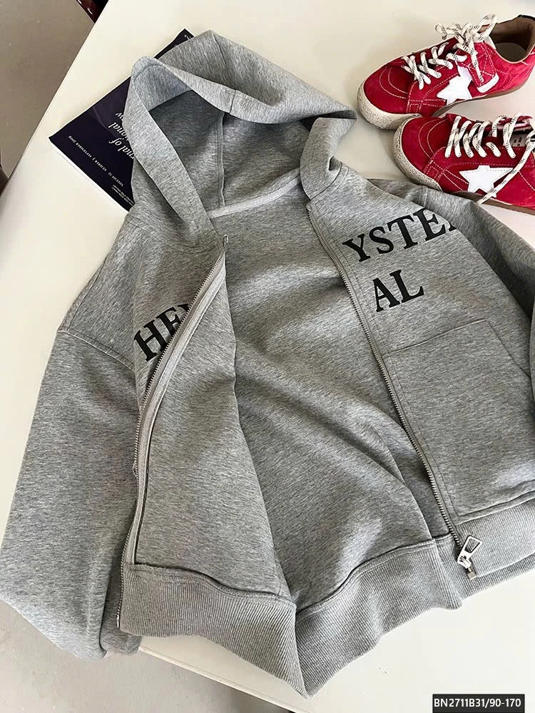 ÁO KHOÁC NỈ IN CHỮ AMBB  25G160