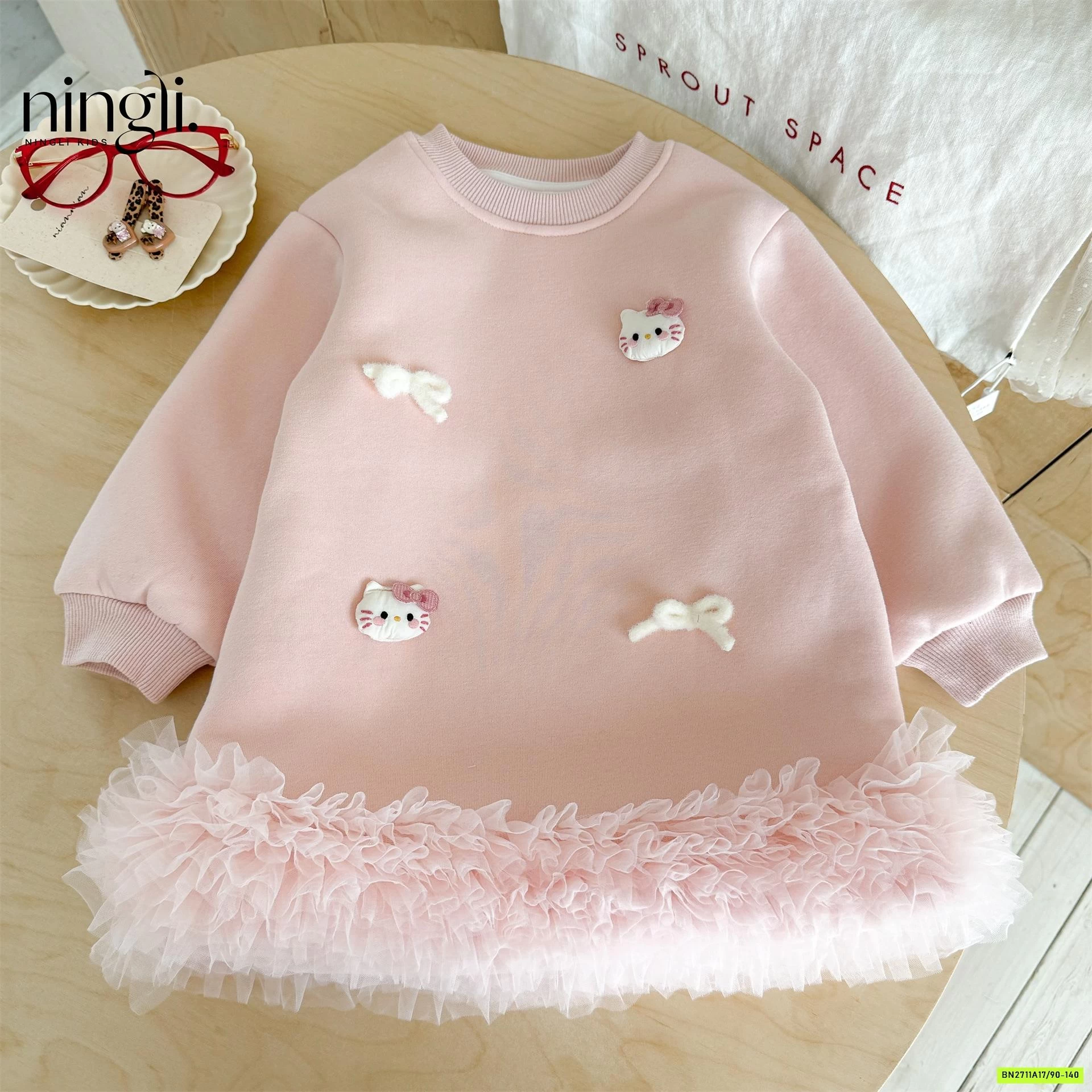 VÁY NỈ SUÔNG VIỀN REN NINGLI