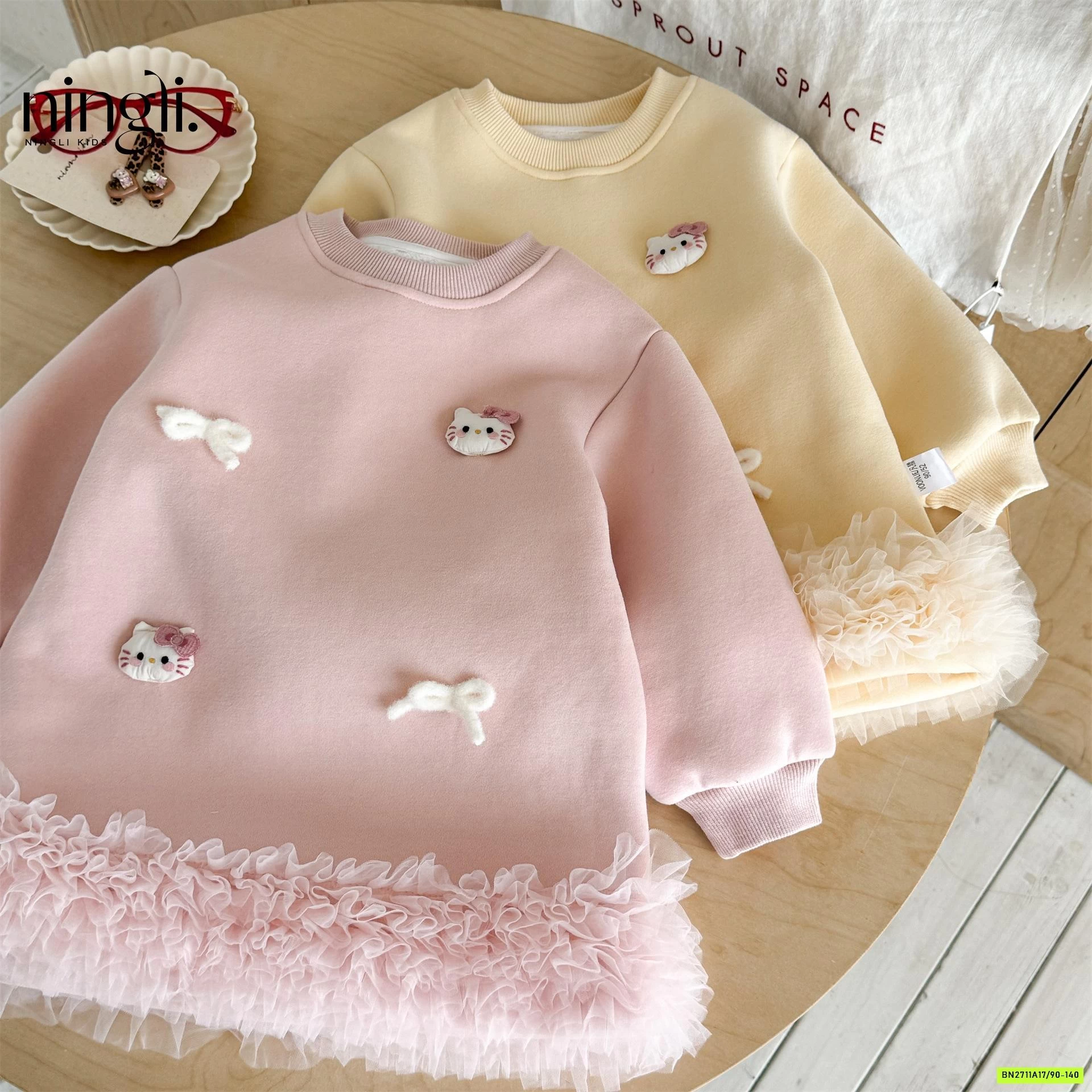 VÁY NỈ SUÔNG VIỀN REN NINGLI