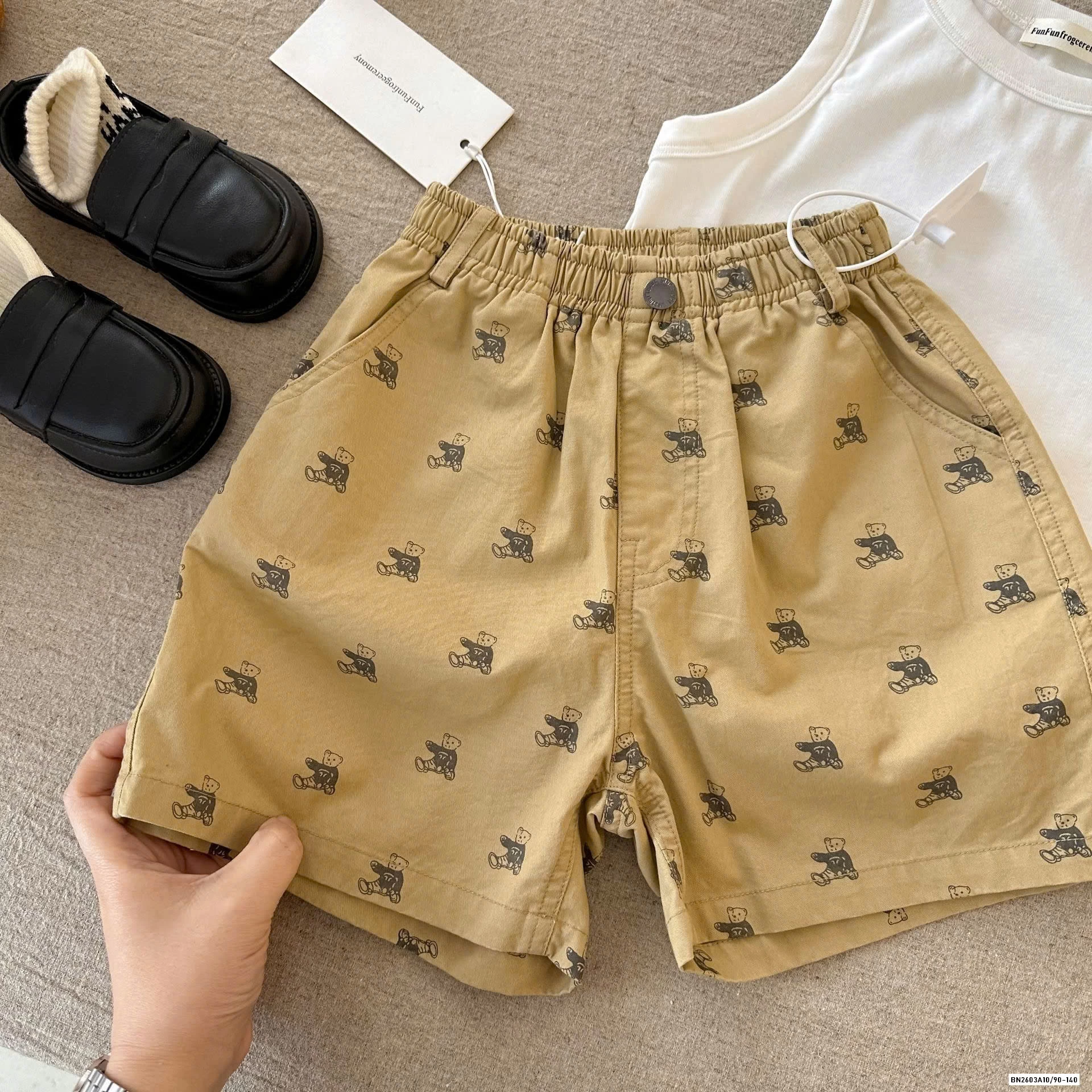 SHORT THÔ MỀM THÊU GẤU mmGGbaby