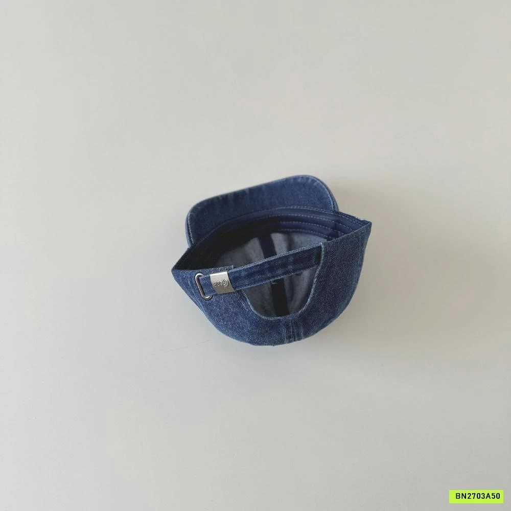 MŨ KẾT JEANS THÊU GẤU TRẮNG