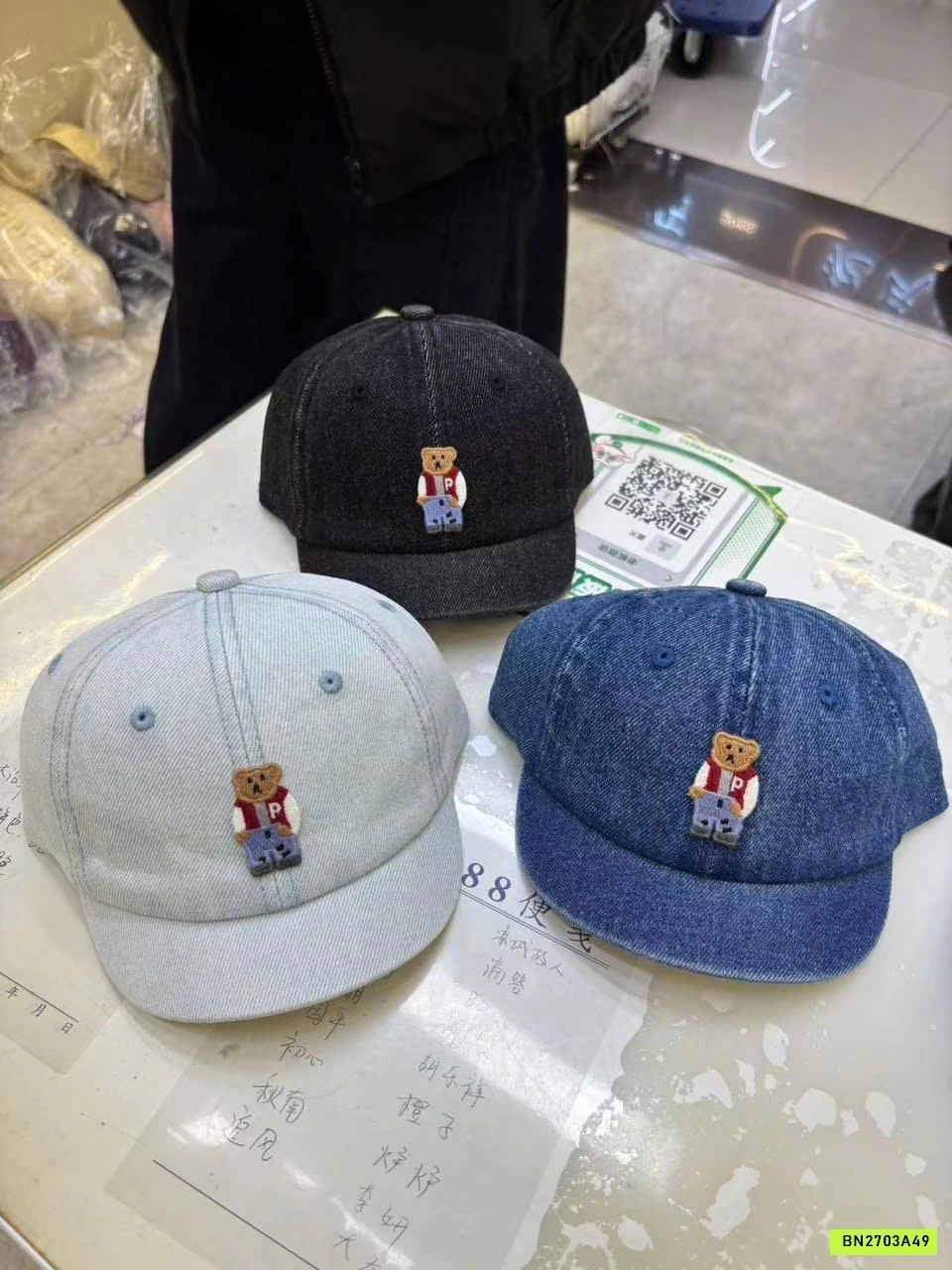 MŨ KẾT JEANS THÊU GẤU BEAR