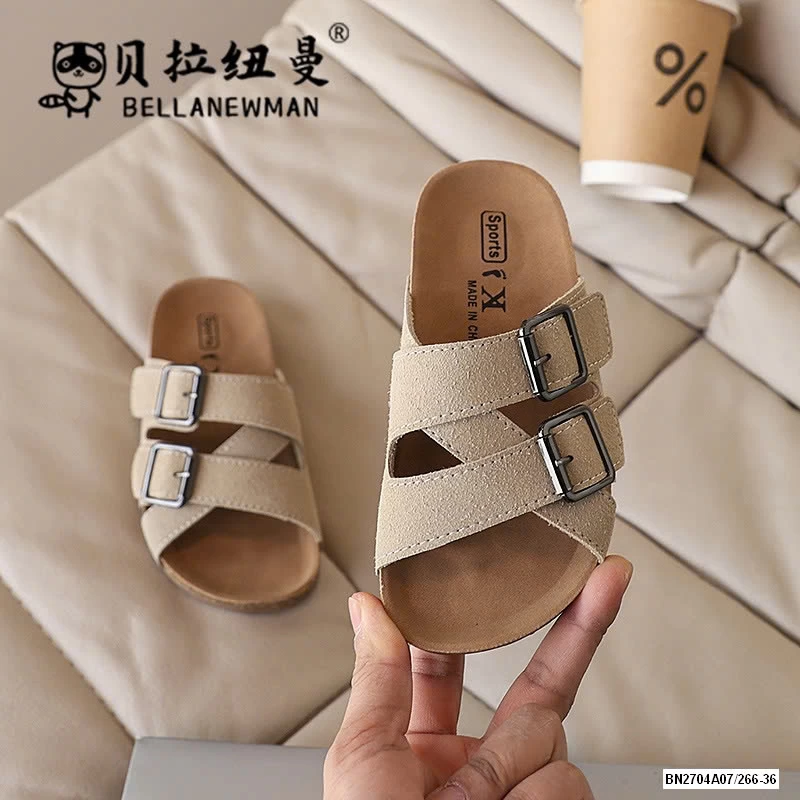 DÉP LÊ ĐẾ KẾP QUAI CHÉO